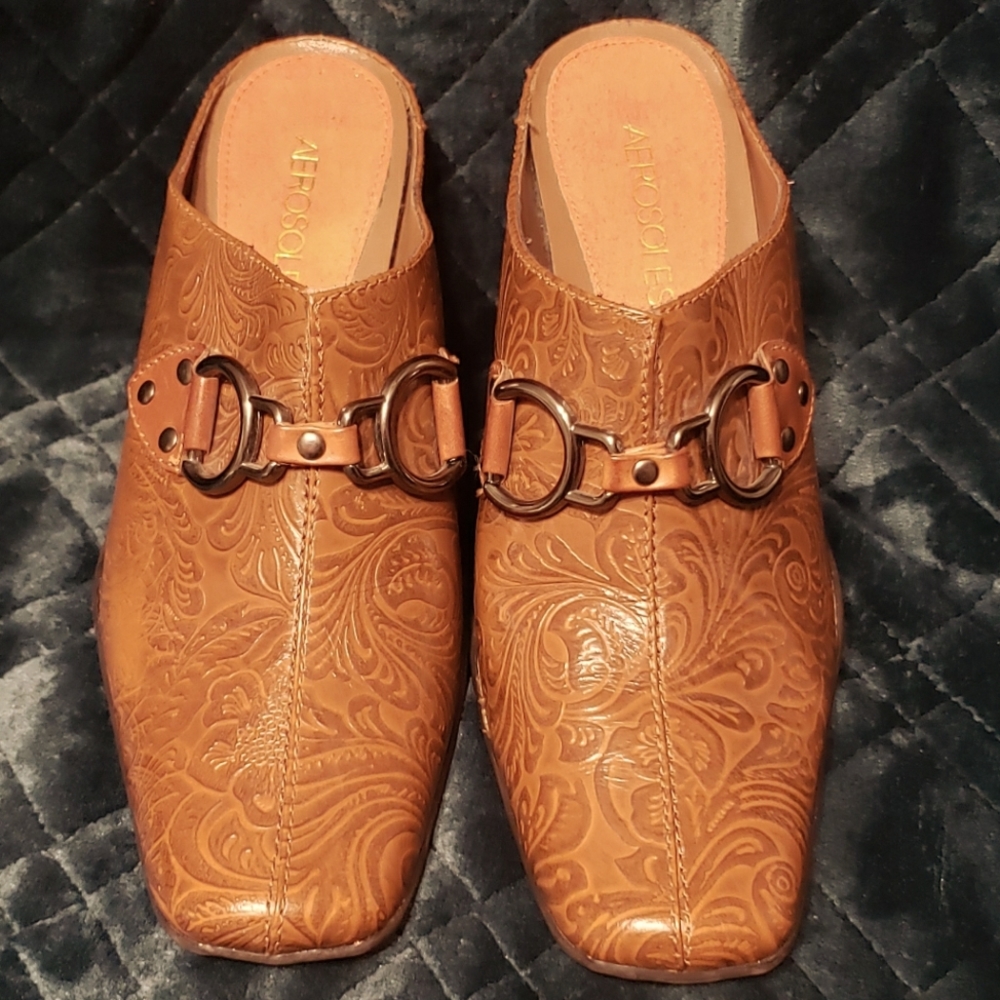 Like New Aerosoles High-Heel Mules